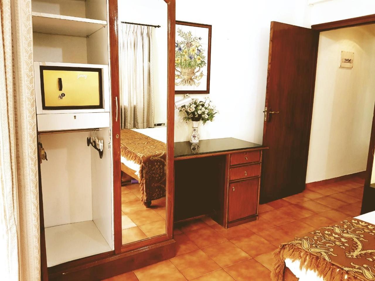 Diana Apartments Candolim Exterior foto